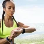 The Intersection of Fashion and Fitness, A Comprehensive Look at Bracelet Fitness Trackers